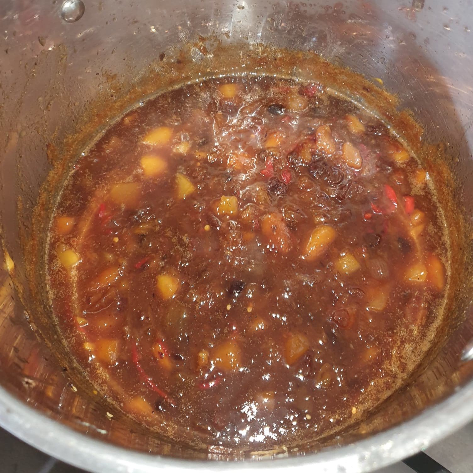 The fully cooked chutney.